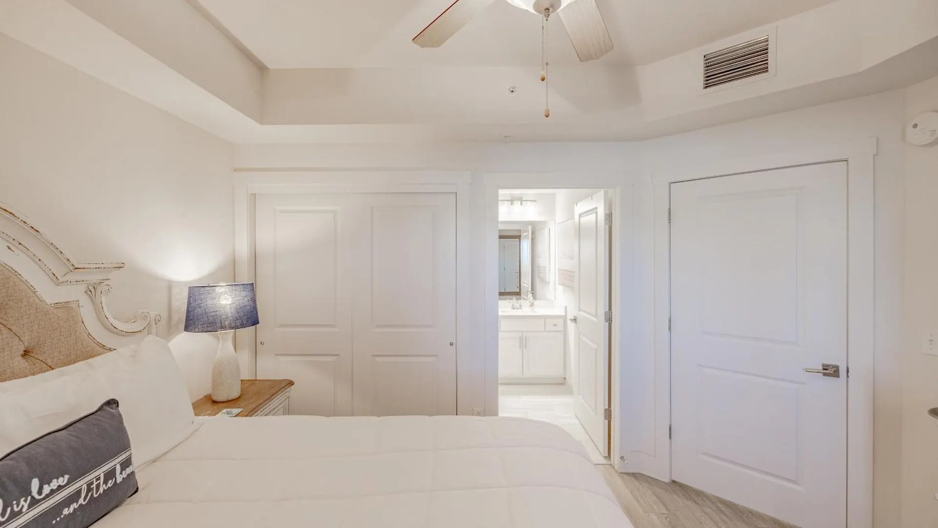 Calypso 3- 908 Apartment Panama City Beach